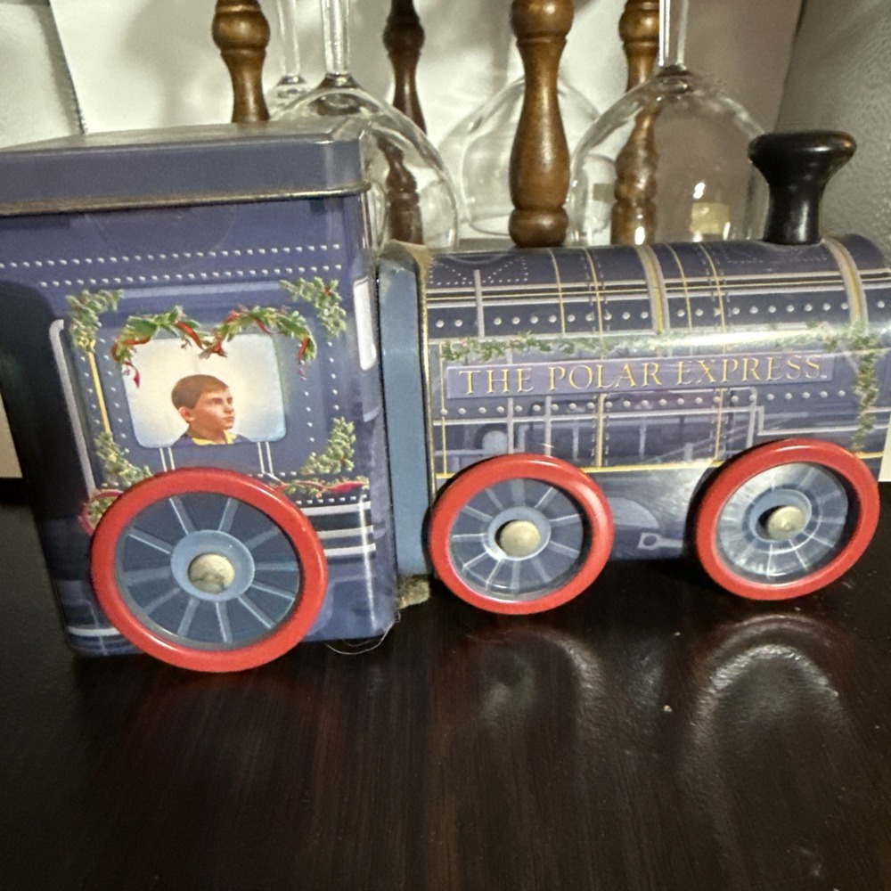 Polar Express Train Engine From Hallmark - Picture 1 of 8